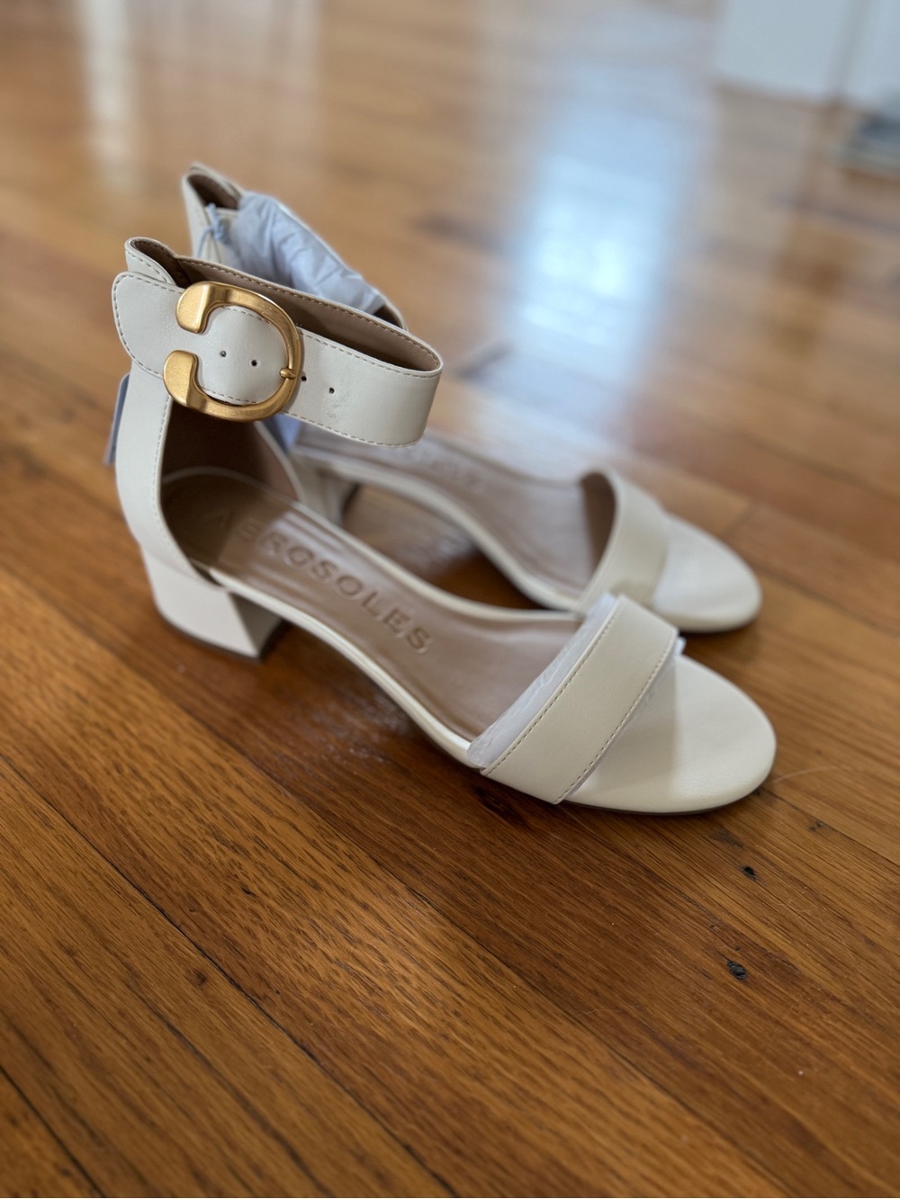 AEROSOLES Cream Women's Ankle Strap Sandal with Gold Buckle